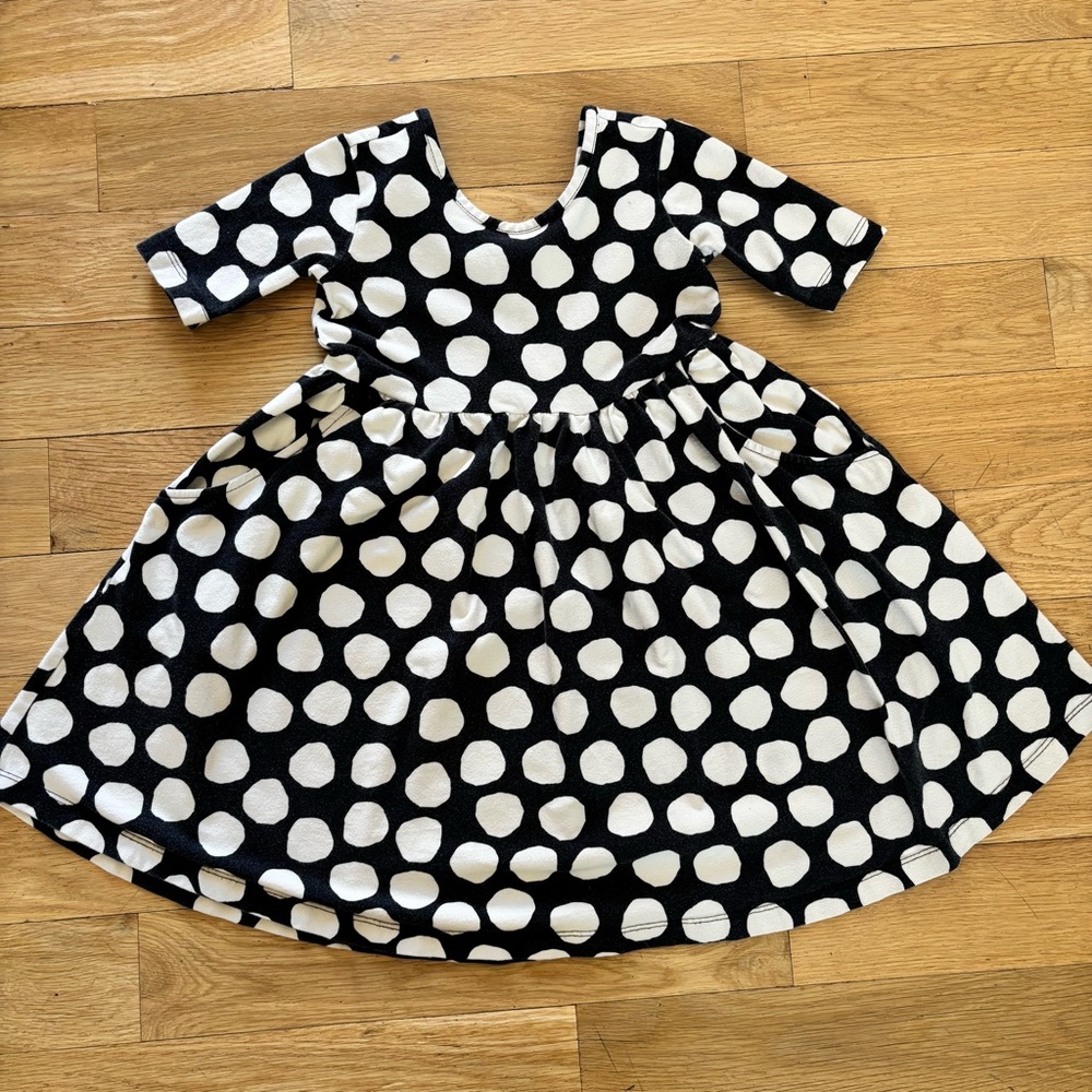 Hanna Andersson black and white polka dot twirl dress size 5